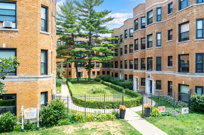 Photo - Renovated Units Blocks From The Lake and D...