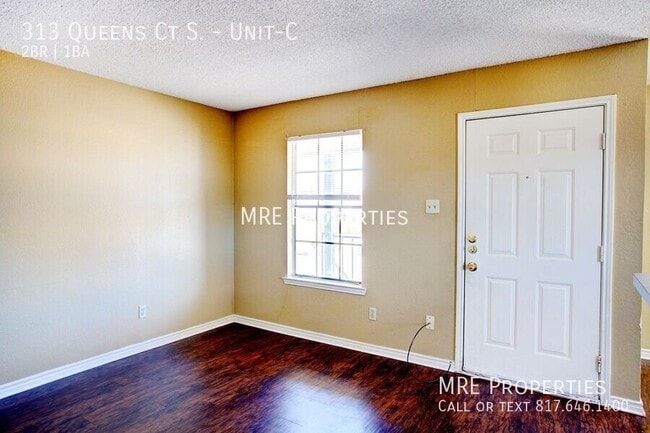Photo - 313 Queens Ct S Unit -C