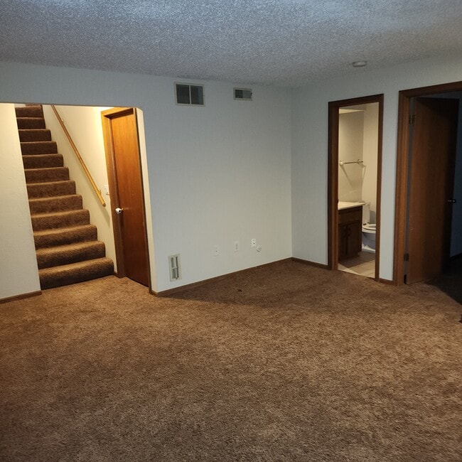 Photo - 7512 E 17th St N