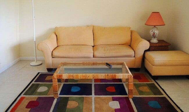 Photo - 135 Salisbury E Unit 135