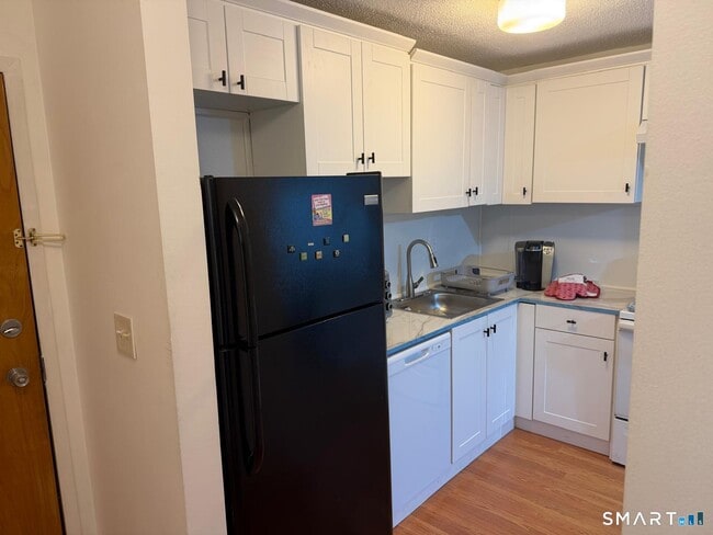 Photo - 91 4th St Unit 12