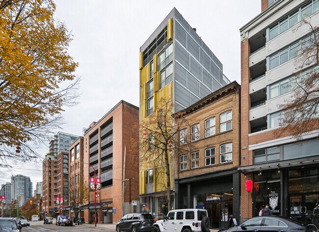 Photo - 219 E Georgia St