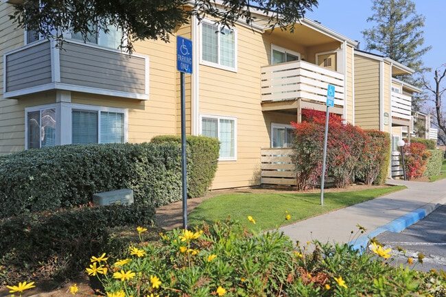 Photo - Willow Ridge