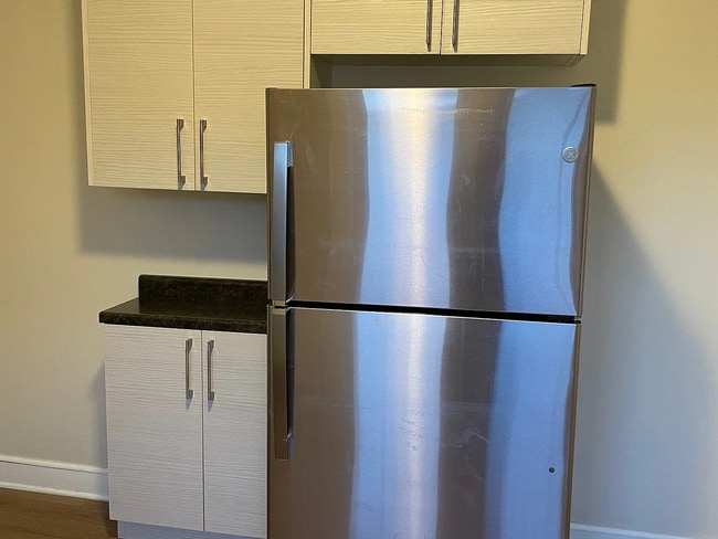 Photo - 1022 N Menard Ave Unit 2