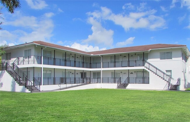 Building Photo - 9220 Biscayne Blvd Unit 3