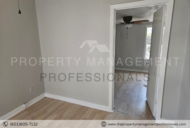 Photo - Cute on Combs