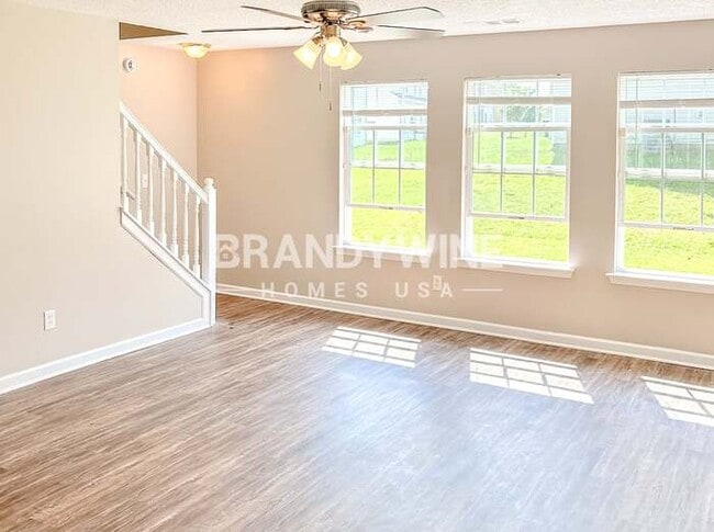 Photo - 6202 Hickory Ln Cir