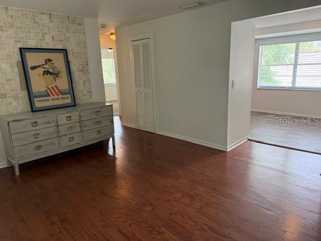 Photo - 305 S Westland Ave Unidad C