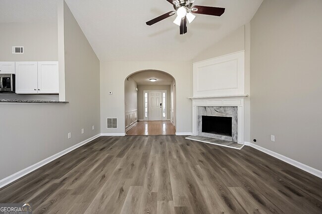 Photo - 7545 Broadhurst Dr