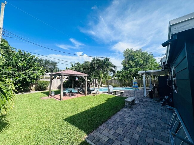 Photo - 1020 S 14th Ct