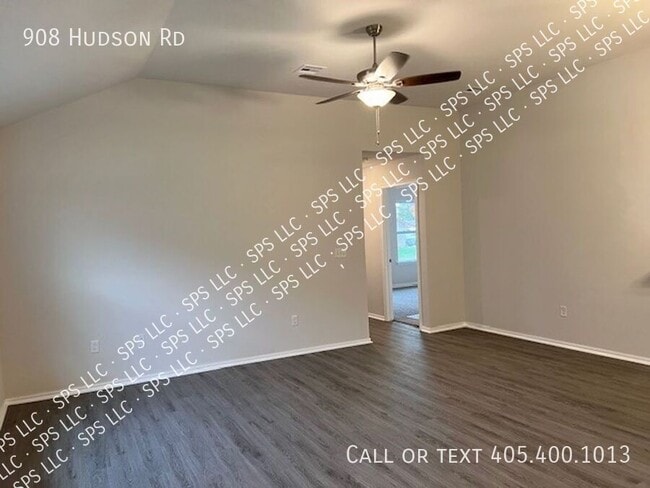 Photo - 908 Hudson Rd