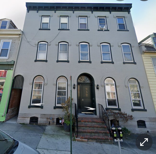 Building Photo - 924 Hauck St Unit Third Floor Rental