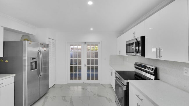 Photo - 1917 SW 107th Ave Unit 108