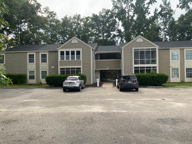 Building Photo - 711 Coventry Ln Unit A4 Condo