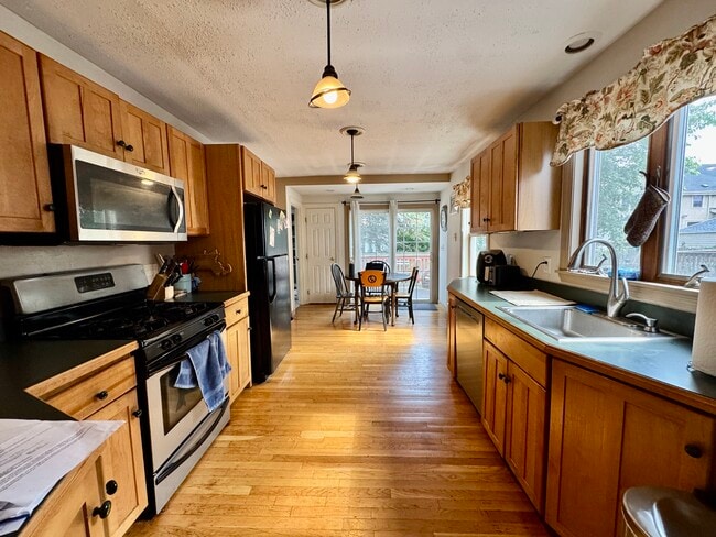 Photo - 49 Conant Rd