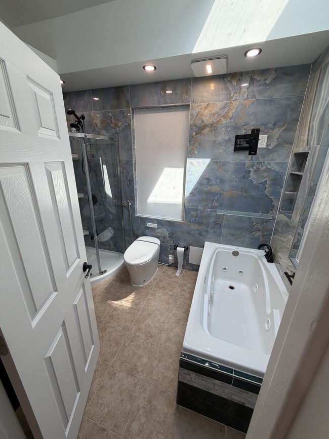 Photo - 132 Oakfield Ave Unit 1