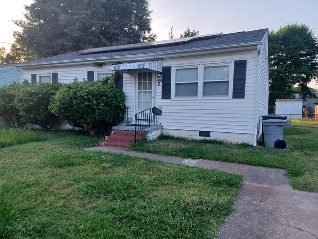 Photo - 4806 82nd St House