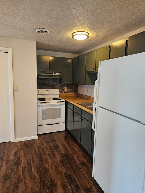 Photo - 6101 Old Rutledge Pike Apartment Unit b