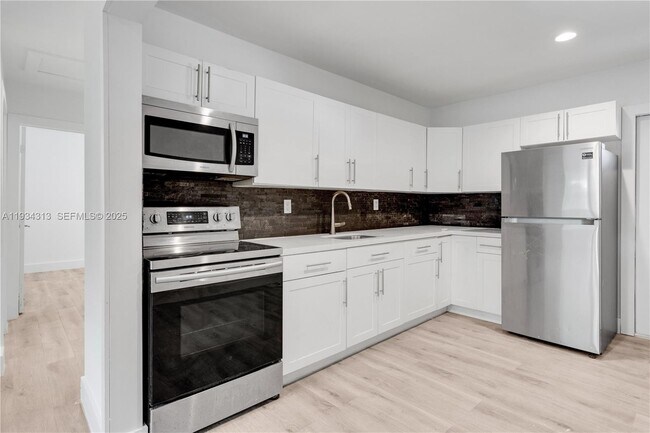 Photo - 2512 NE 182nd Terrace Unit 1