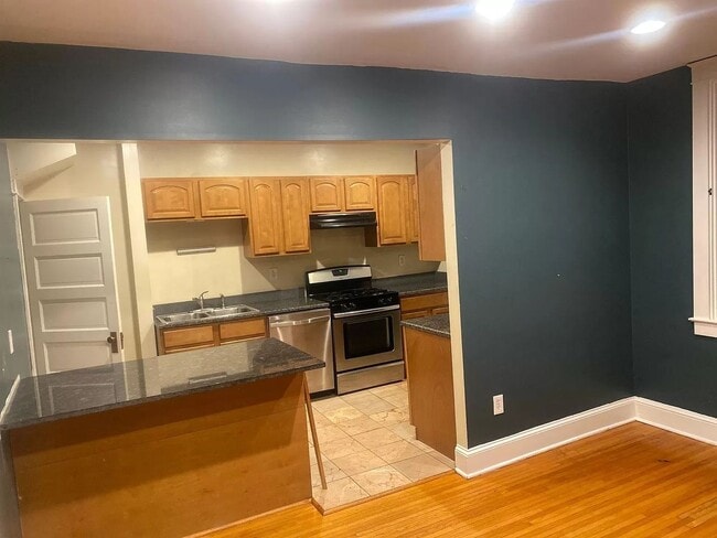 Photo - Charming 3BR / 1 BA Home Near F&M With Pri...