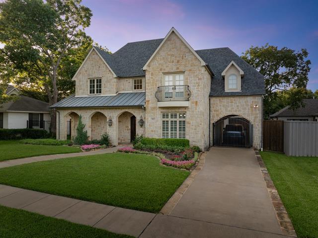 Photo - 6815 Park Ln