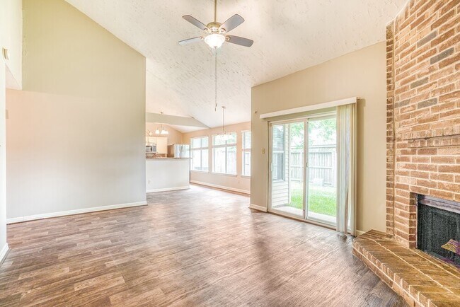 Photo - 15238 Bedford Glen Dr