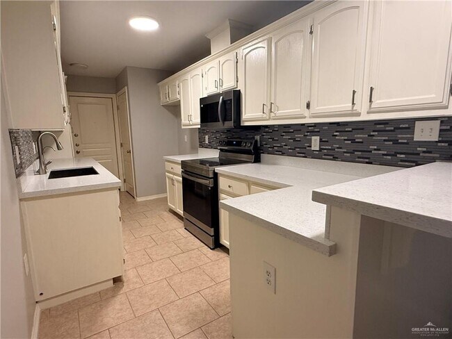 Photo - 15 Jade St Unit A
