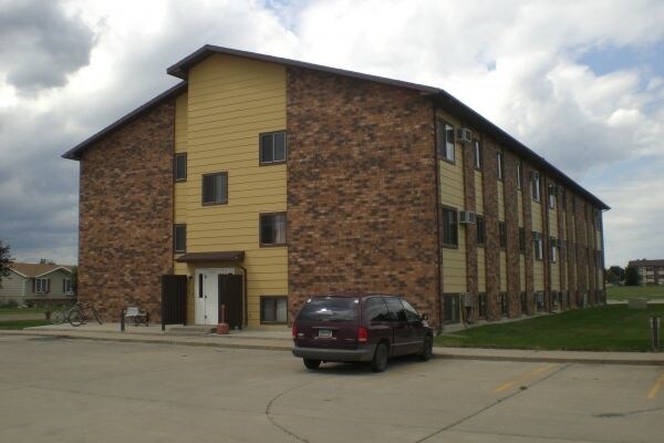 Photo - Williston Village Apartments