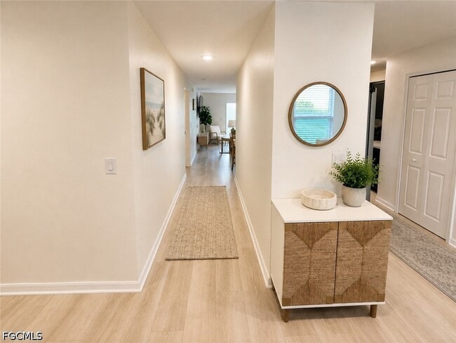 Photo - 120 NW 25th Ave