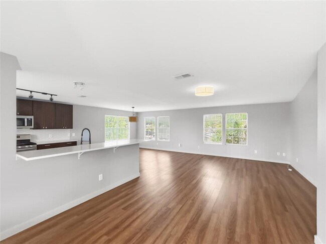 Photo - 5700 Glen Meadow Dr