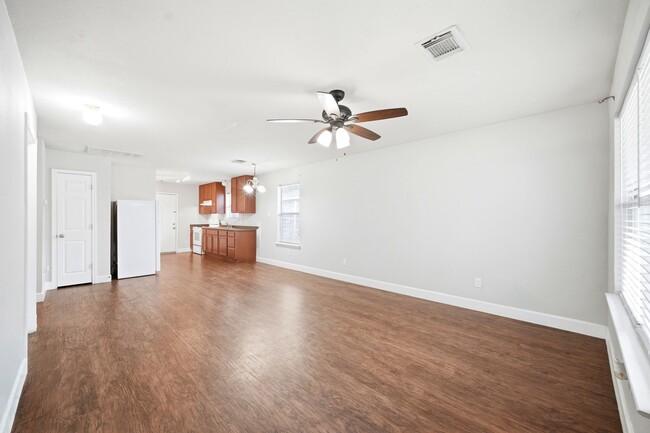 Building Photo - 11723 Greenmesa Dr