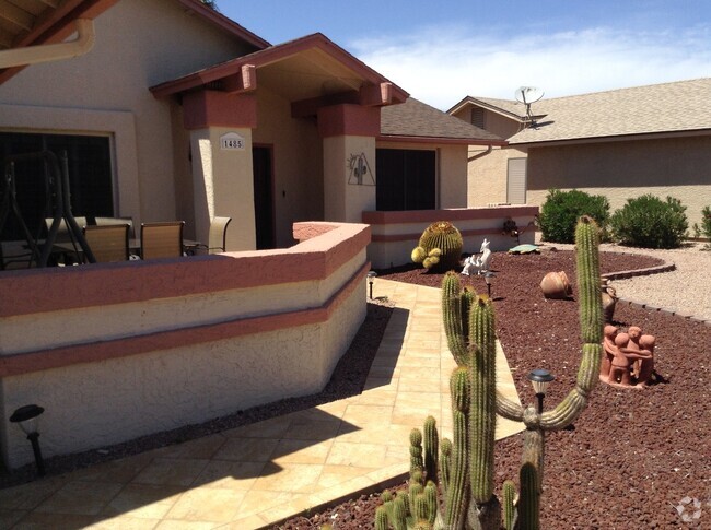 Building Photo - Manor 1485A Seasonal Rental Unit 1