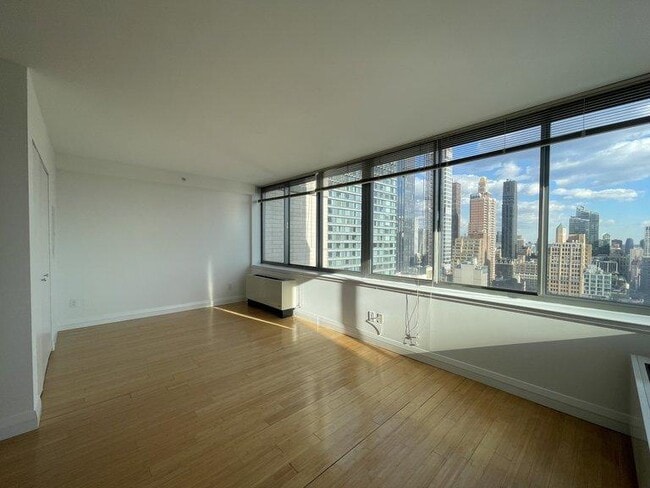 Building Photo - 1 bedroom in New York NY 10001 Unit 7Z Rental