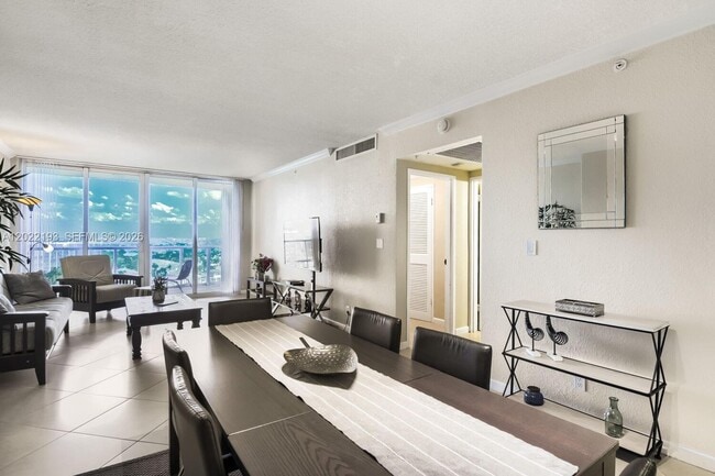 Building Photo - 2501 S Ocean Dr Unit 1129