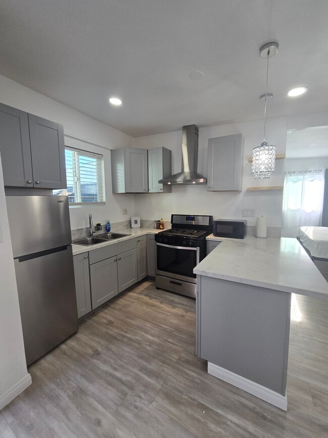 Photo - 1943 Claudina Ave Unidad Back house