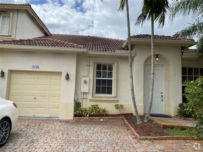 Building Photo - 1720 NW 78th Way Rental