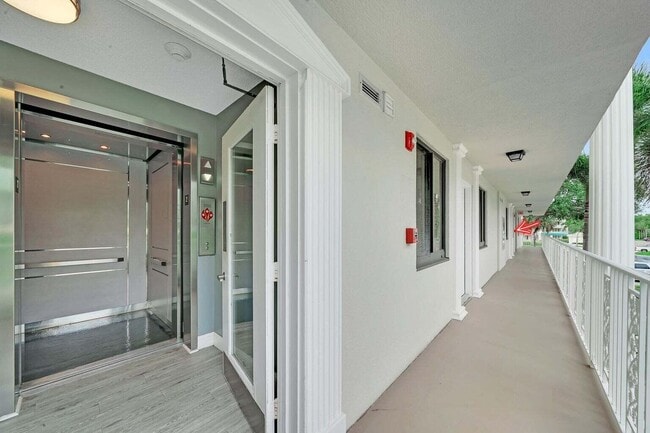 Photo - 6217 Balboa Cir Unit 205