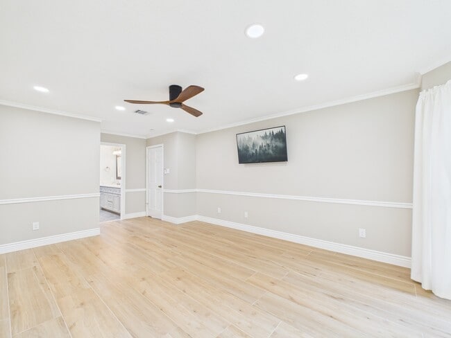 Photo - 3018 Highland Laurels Dr