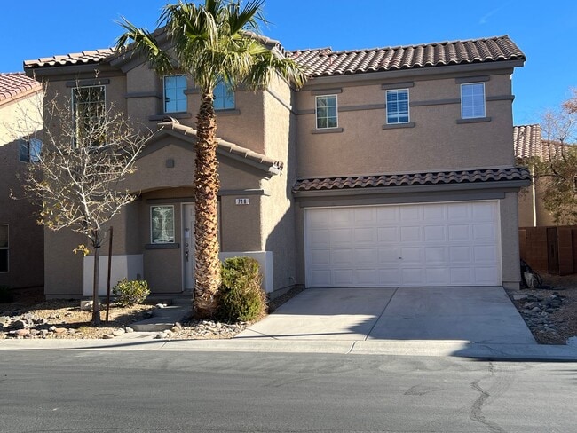 Building Photo - 3 Bedroom / 2.5 Bath Southwest Home