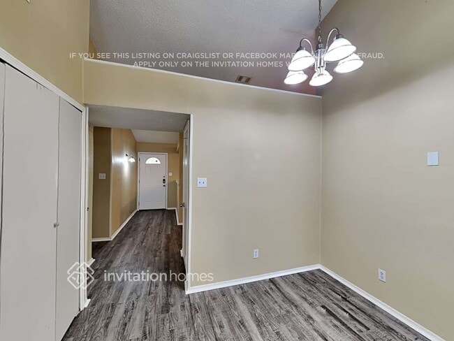 Photo - 1028 Twin Falls Dr