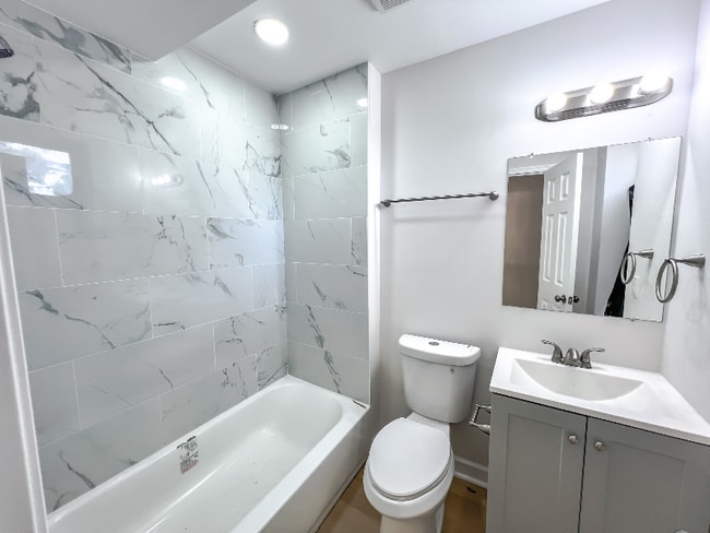 Building Photo - 431 Whitridge Ave Rental