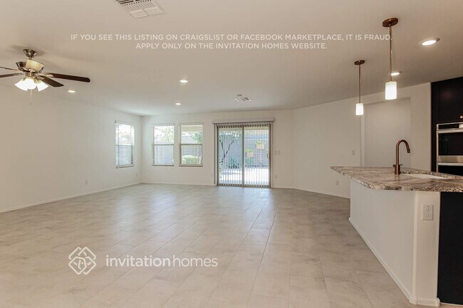 Photo - 2433 W Jessica Ln