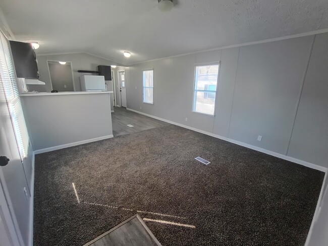 Photo - 42 Deerwood Park