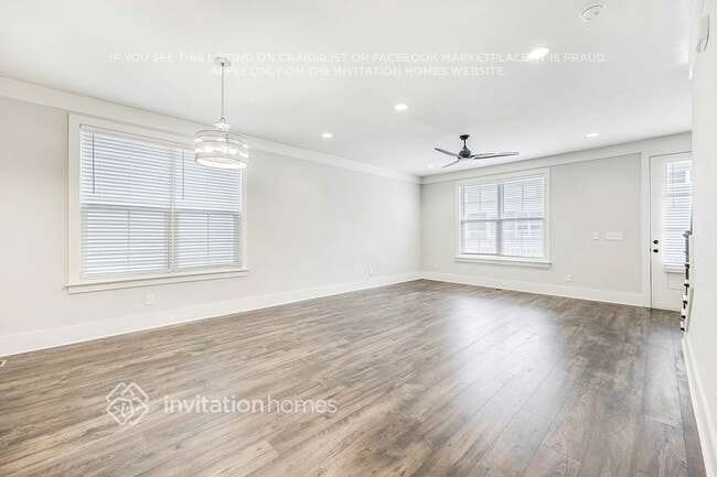 Photo - 244 Founders Ln