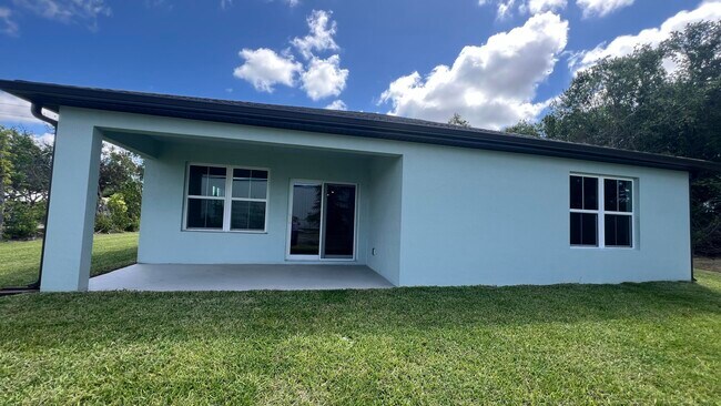Photo - 1782 SW Bayshore Blvd