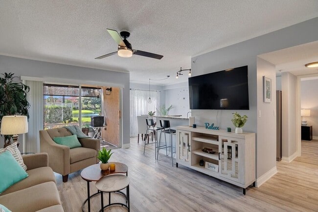 Building Photo - 1670 N 42ND Cir Unit 102