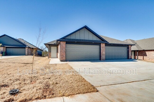 Photo - 11601 Mackenzie Wy