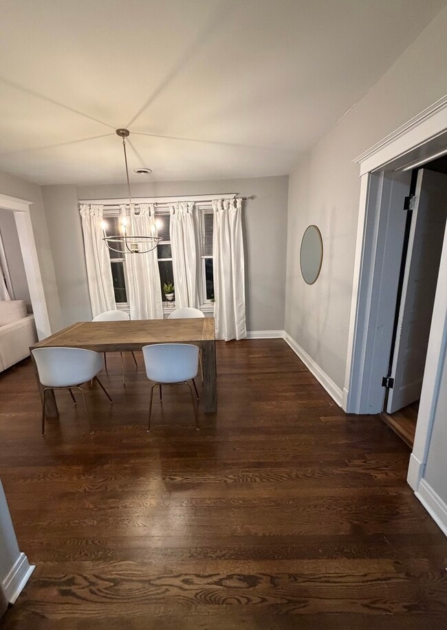 Photo - 3138 W School St Unit 2