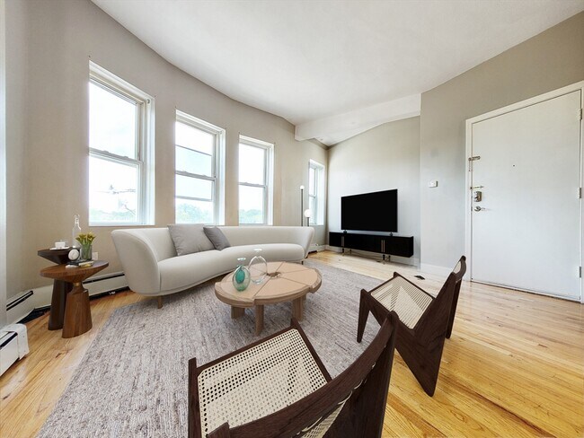 Photo - 344 Warren St Unidad 4