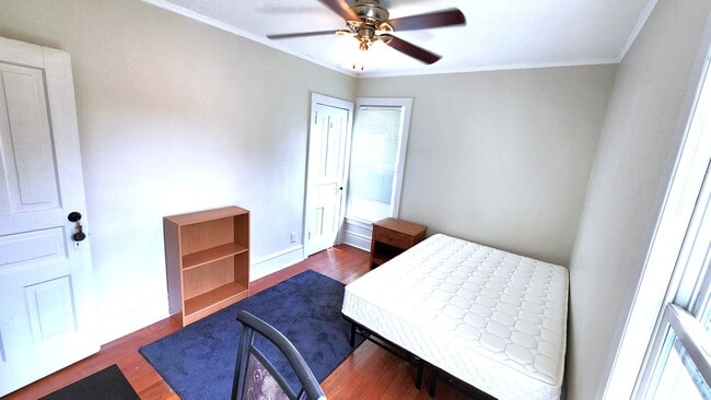 Photo - 1205 Chandler St
